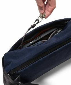 Venture Sling 6L- Nightsky 9 Venture Sling 6L- Nightsky -Denim Elegant shop bellroy bmva nightsky web 04