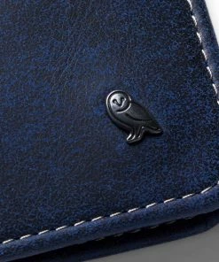 Hide & Seek Wallet- Ocean -Denim Elegant shop bellroy whsd ocean web 04